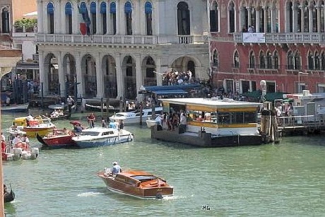 Incidente a Venezia (fonte foto postata da Marco Gasparinetti su Venessia.com)