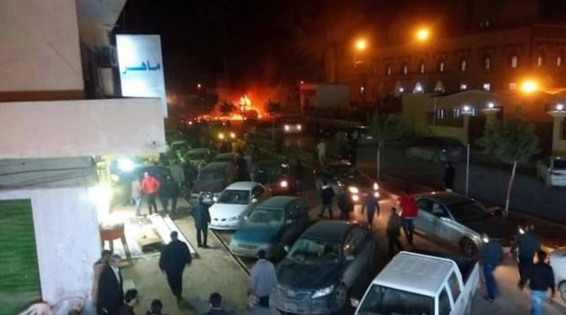 Autobomba a Bengasi, almeno 6 morti
