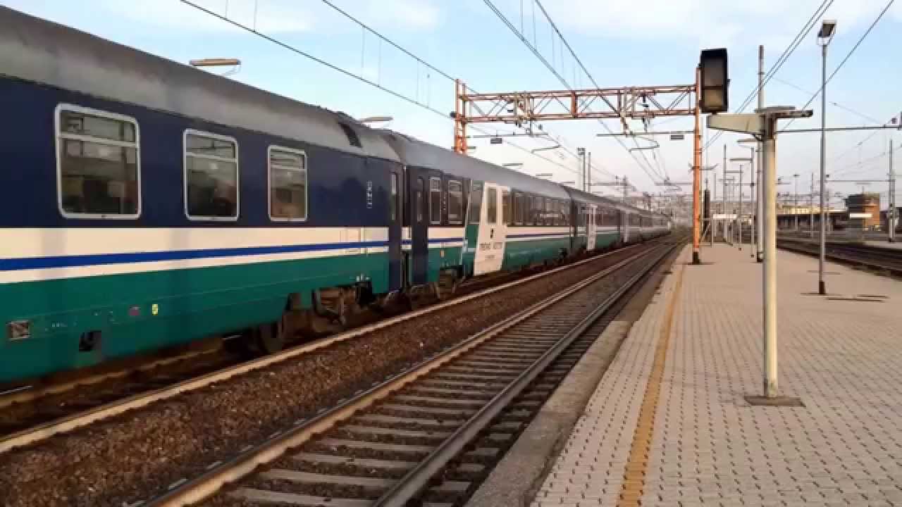 Frana in Campania, stop ai treni Roma-Bari per un mese