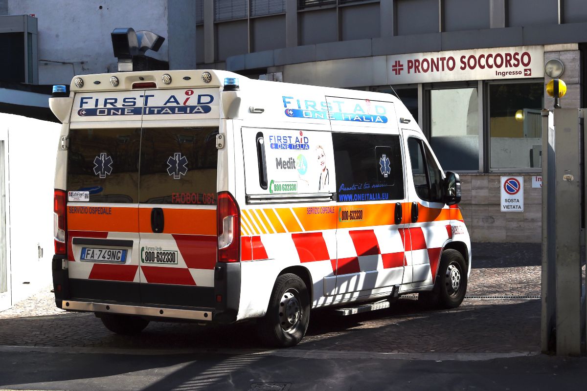 Incidente a Sanremo, 17enne muore schiacciato da camion, grave la sorella 15enne
