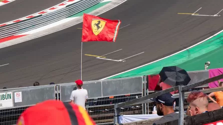 Rifiuta il lavoro dei sogni in Ferrari: esplode il caso