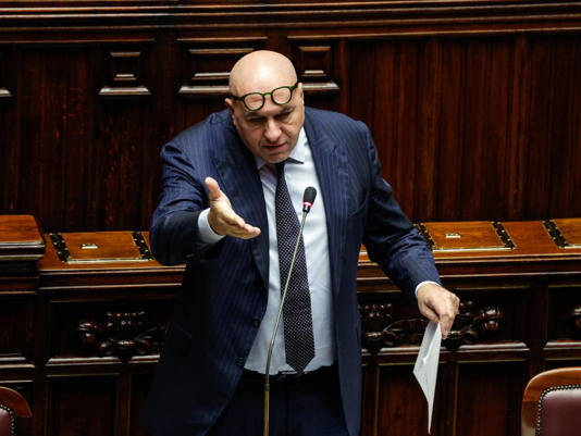 Guido Crosetto in Aula per: 'Toghe politicizzate per opposizione giudiziaria'