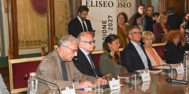 Il Teatro Eliseo riapre le porte alla città: al via una nuova stagione